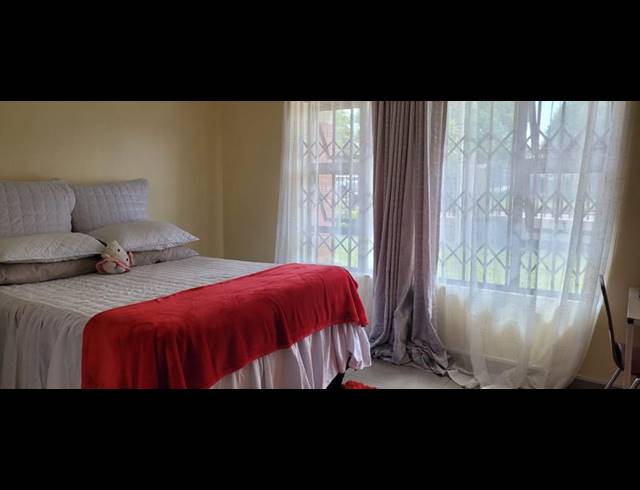 3 BEDROOM HOUSE FOR SALE IN FLORENTIA